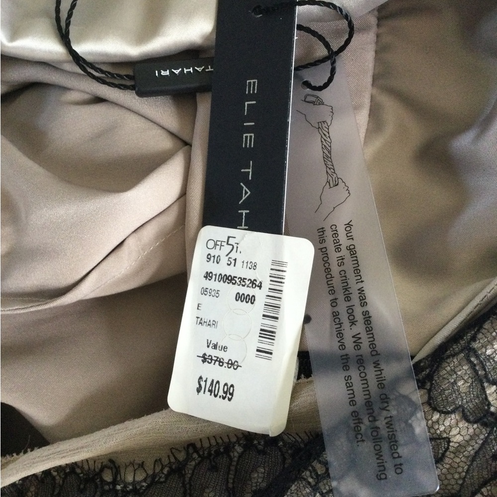 Elie Tahari Black and Cream Lace Clarissa Blouse, Size Large - NWT - Picture 4 of 7
